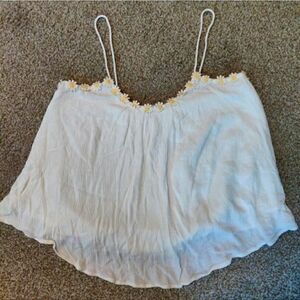 Women's Spring Forever 21 White Tank Top Crochet Daisies Size Small/ Medium